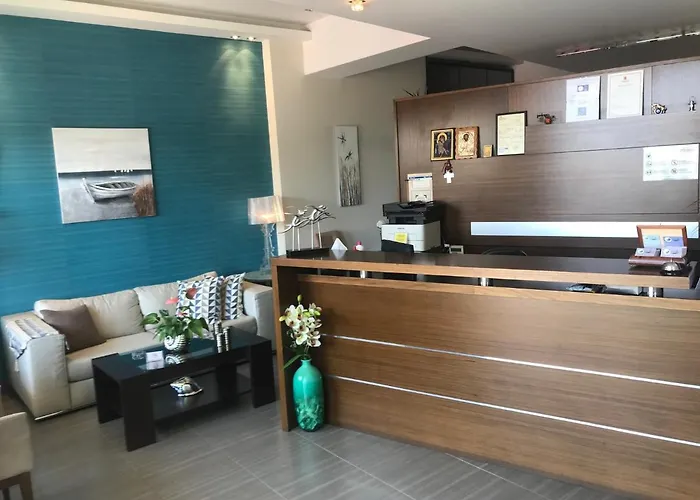Onira Boutique * Tolón