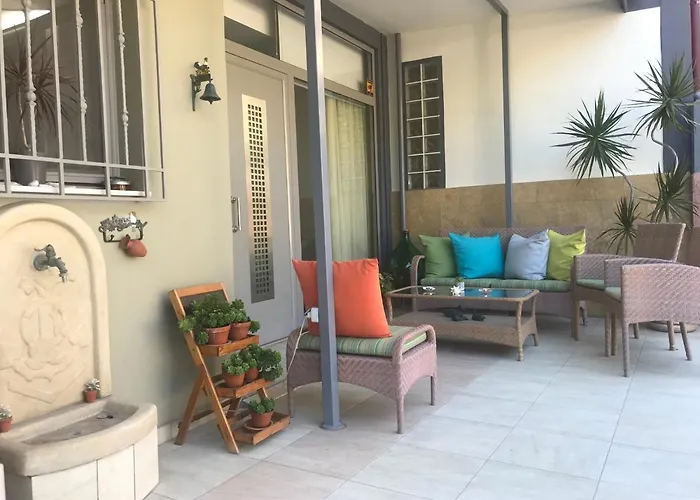 Onira Boutique