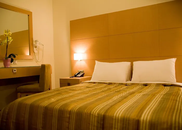 Onira Boutique Hotel *