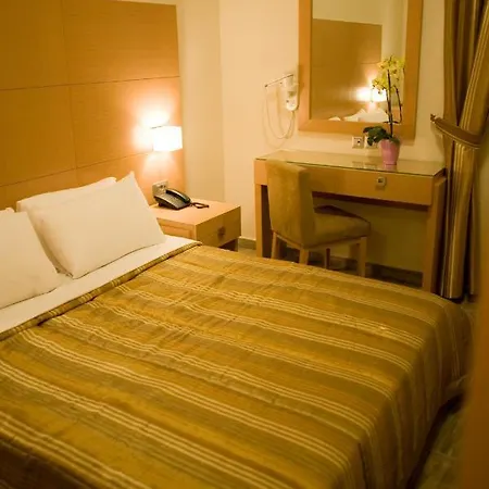 Onira Boutique 호텔