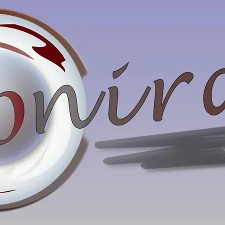 Onira Boutique *