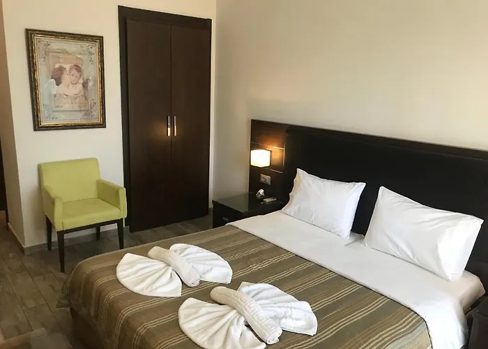 Onira Boutique تولو