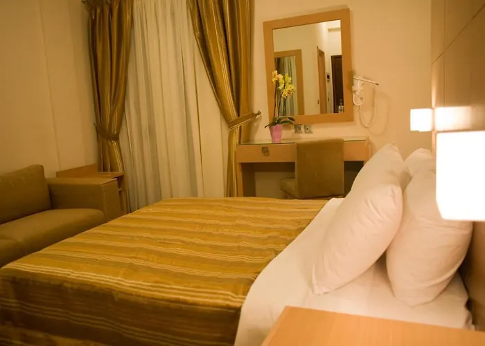 فندق Onira Boutique *